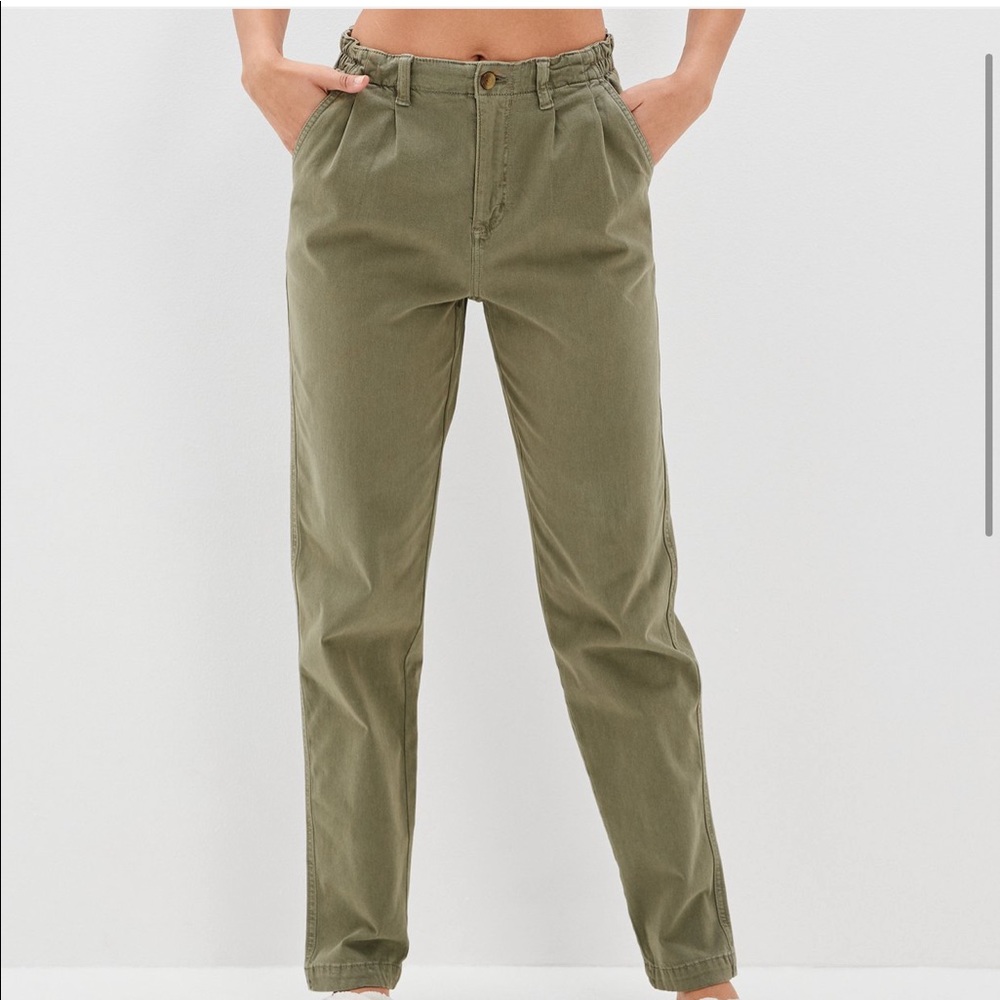 American Eagle Stretch Mom Pants